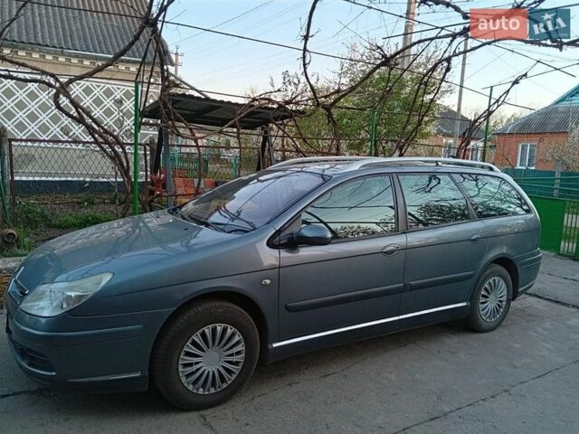 Сірий Сітроен С5, об'ємом двигуна 2.2 л та пробігом 317 тис. км за 2800 $, фото 1 на Automoto.ua