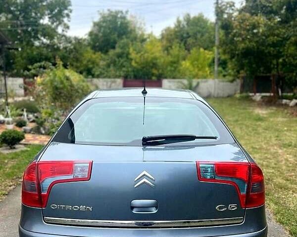 Серый Ситроен С5, объемом двигателя 2 л и пробегом 30 тыс. км за 4500 $, фото 1 на Automoto.ua