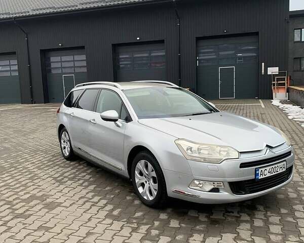 Сірий Сітроен С5, об'ємом двигуна 2 л та пробігом 270 тис. км за 6800 $, фото 1 на Automoto.ua