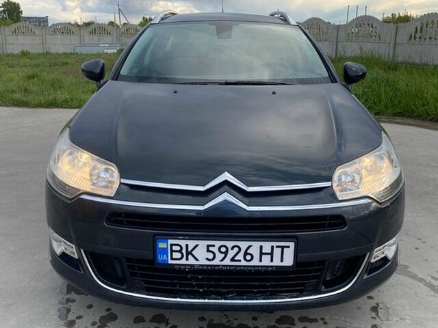 Серый Ситроен С5, объемом двигателя 2 л и пробегом 298 тыс. км за 7700 $, фото 1 на Automoto.ua