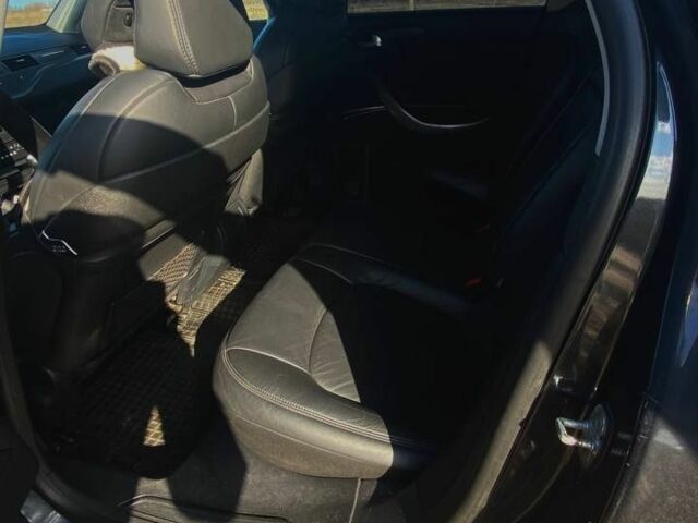 Серый Ситроен С5, объемом двигателя 2 л и пробегом 350 тыс. км за 5500 $, фото 1 на Automoto.ua