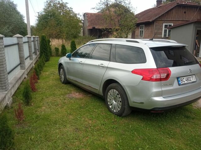 Серый Ситроен С5, объемом двигателя 1.6 л и пробегом 301 тыс. км за 6099 $, фото 1 на Automoto.ua