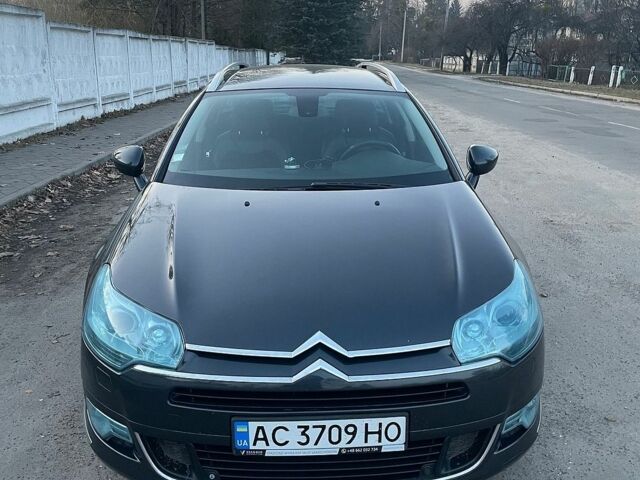 Серый Ситроен С5, объемом двигателя 2 л и пробегом 275 тыс. км за 6000 $, фото 1 на Automoto.ua