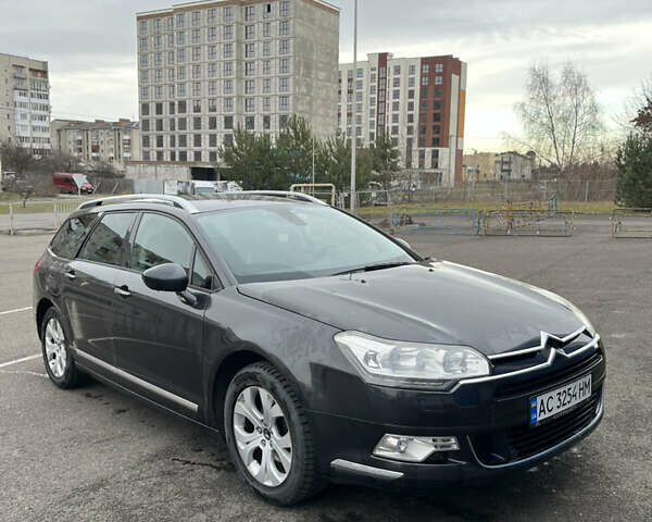 Серый Ситроен С5, объемом двигателя 1.6 л и пробегом 242 тыс. км за 6450 $, фото 1 на Automoto.ua