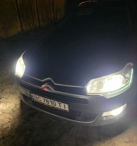 Серый Ситроен С5, объемом двигателя 1.6 л и пробегом 252 тыс. км за 6600 $, фото 1 на Automoto.ua