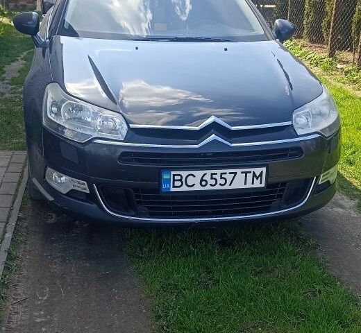 Серый Ситроен С5, объемом двигателя 1.6 л и пробегом 370 тыс. км за 4500 $, фото 1 на Automoto.ua