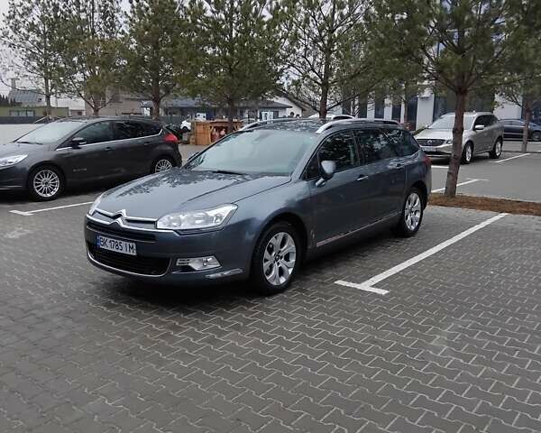Серый Ситроен С5, объемом двигателя 2 л и пробегом 228 тыс. км за 7400 $, фото 1 на Automoto.ua