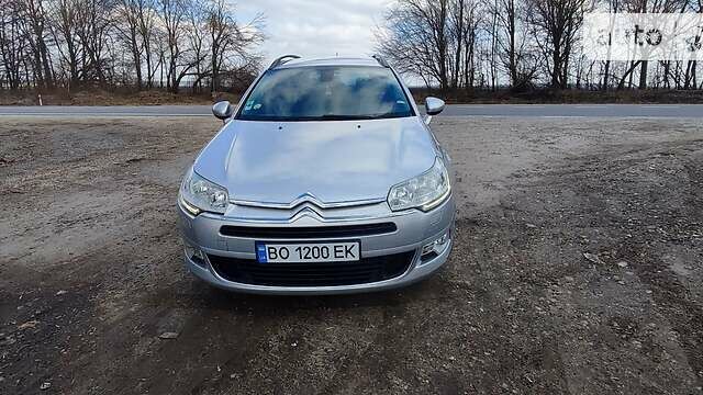 Серый Ситроен С5, объемом двигателя 1.6 л и пробегом 231 тыс. км за 6700 $, фото 1 на Automoto.ua