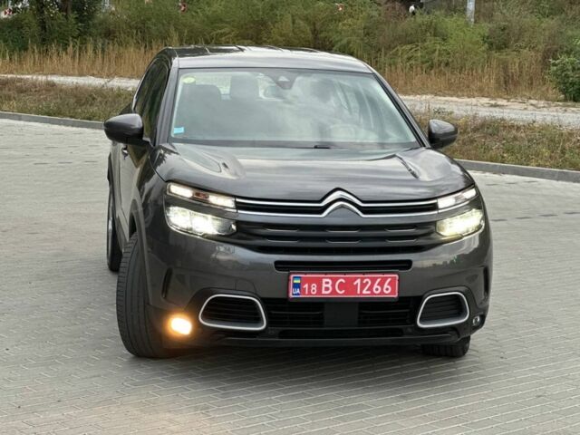 Серый Ситроен С5, объемом двигателя 1.5 л и пробегом 175 тыс. км за 19500 $, фото 1 на Automoto.ua