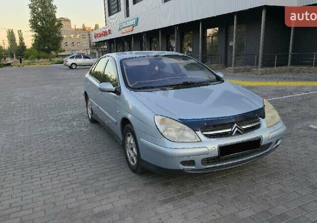Синий Ситроен С5, объемом двигателя 2 л и пробегом 330 тыс. км за 3500 $, фото 1 на Automoto.ua