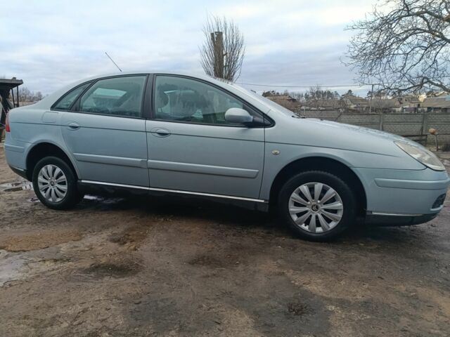 Синий Ситроен С5, объемом двигателя 1 л и пробегом 254 тыс. км за 3950 $, фото 1 на Automoto.ua