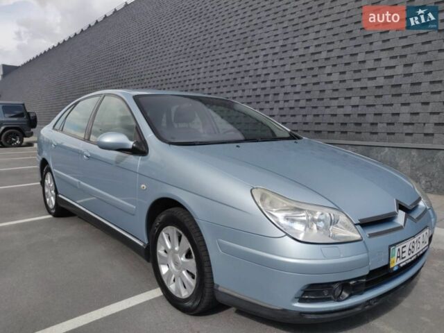 Синий Ситроен С5, объемом двигателя 2 л и пробегом 200 тыс. км за 4500 $, фото 1 на Automoto.ua
