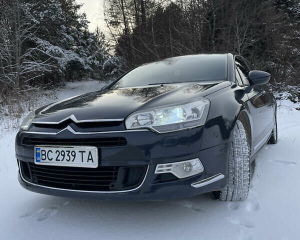 Синий Ситроен С5, объемом двигателя 2 л и пробегом 335 тыс. км за 5500 $, фото 1 на Automoto.ua