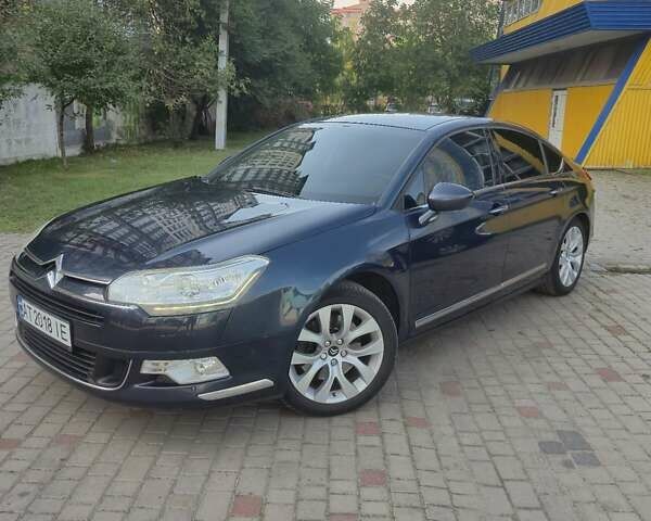 Синий Ситроен С5, объемом двигателя 2.18 л и пробегом 377 тыс. км за 9000 $, фото 1 на Automoto.ua