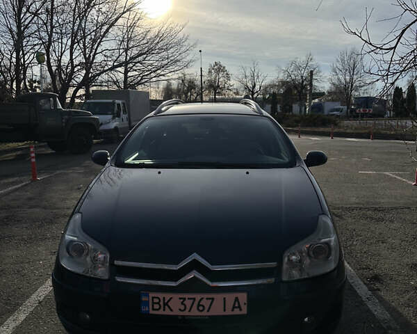 Синий Ситроен С5, объемом двигателя 2 л и пробегом 243 тыс. км за 4500 $, фото 1 на Automoto.ua