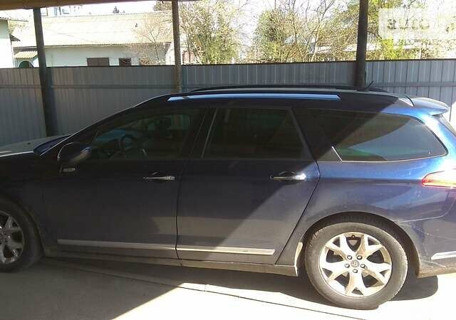 Синий Ситроен С5, объемом двигателя 1.6 л и пробегом 261 тыс. км за 5500 $, фото 1 на Automoto.ua