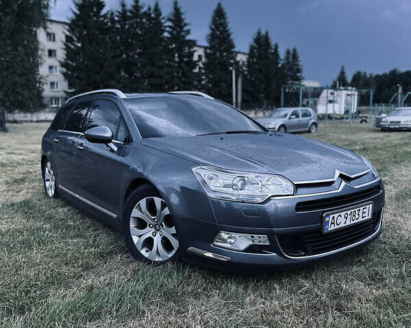 Синий Ситроен С5, объемом двигателя 2 л и пробегом 241 тыс. км за 6999 $, фото 1 на Automoto.ua