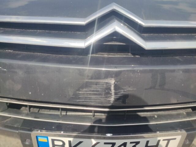 Серый Ситроен С6, объемом двигателя 2.7 л и пробегом 240 тыс. км за 5100 $, фото 1 на Automoto.ua