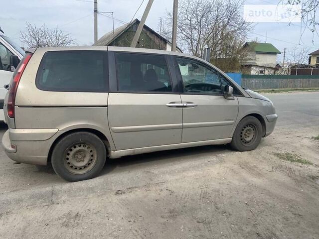 Бежевый Ситроен С8, объемом двигателя 0 л и пробегом 337 тыс. км за 4000 $, фото 1 на Automoto.ua