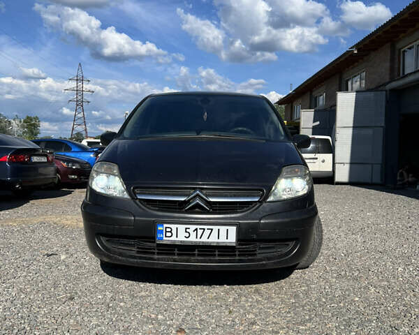 Ситроен С8, объемом двигателя 2.2 л и пробегом 334 тыс. км за 4000 $, фото 1 на Automoto.ua