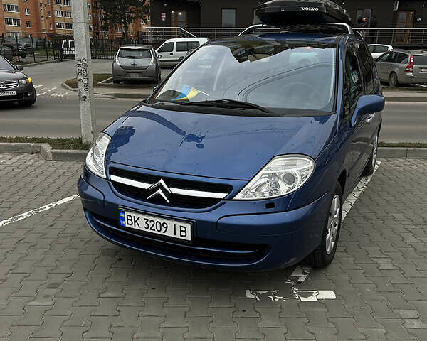 Сітроен С8, об'ємом двигуна 2 л та пробігом 198 тис. км за 4799 $, фото 1 на Automoto.ua