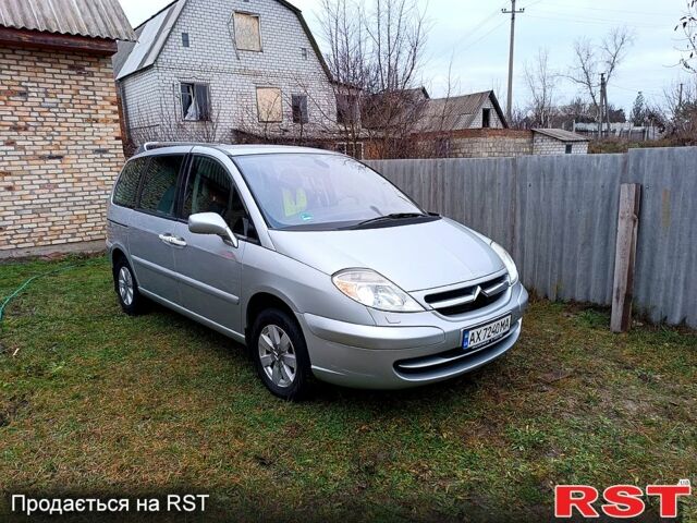 Сірий Сітроен С8, об'ємом двигуна 2.2 л та пробігом 295 тис. км за 5000 $, фото 1 на Automoto.ua