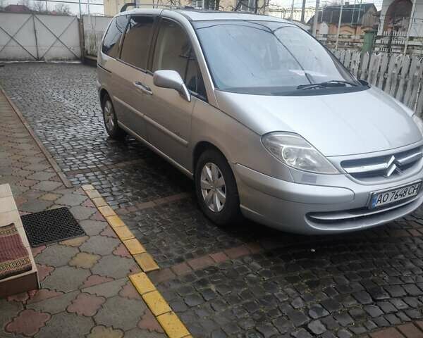 Сірий Сітроен С8, об'ємом двигуна 2.18 л та пробігом 266 тис. км за 3900 $, фото 1 на Automoto.ua
