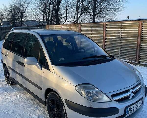 Сірий Сітроен С8, об'ємом двигуна 2 л та пробігом 276 тис. км за 4300 $, фото 1 на Automoto.ua