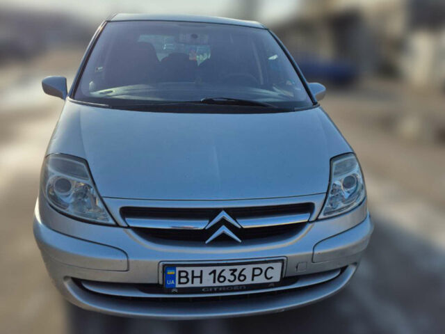 Сірий Сітроен С8, об'ємом двигуна 2 л та пробігом 449 тис. км за 5500 $, фото 1 на Automoto.ua