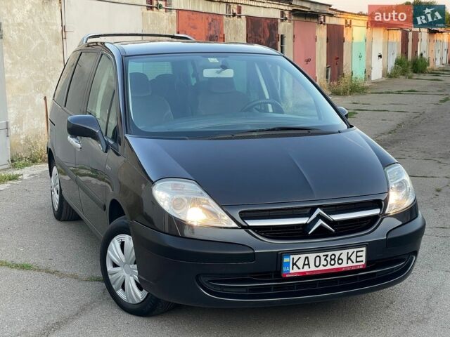 Сірий Сітроен С8, об'ємом двигуна 2 л та пробігом 167 тис. км за 4500 $, фото 1 на Automoto.ua