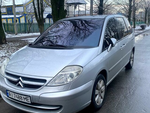 Серый Ситроен С8, объемом двигателя 2 л и пробегом 344 тыс. км за 6500 $, фото 1 на Automoto.ua