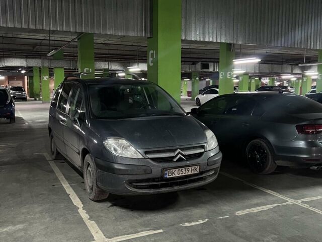 Сірий Сітроен С8, об'ємом двигуна 2 л та пробігом 290 тис. км за 4500 $, фото 1 на Automoto.ua