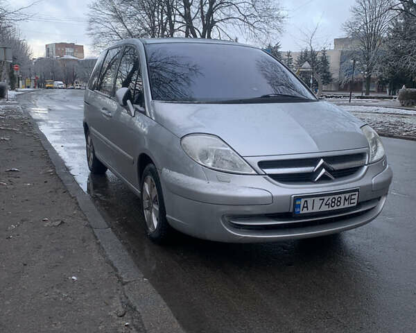 Серый Ситроен С8, объемом двигателя 2 л и пробегом 346 тыс. км за 7000 $, фото 1 на Automoto.ua