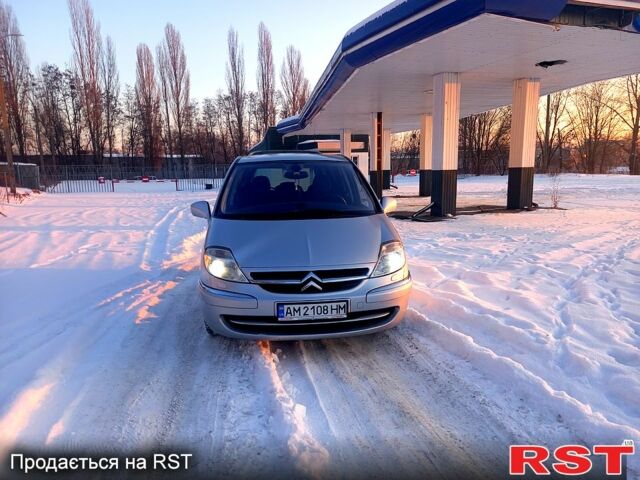 Сірий Сітроен С8, об'ємом двигуна 2.2 л та пробігом 20500 тис. км за 7000 $, фото 1 на Automoto.ua