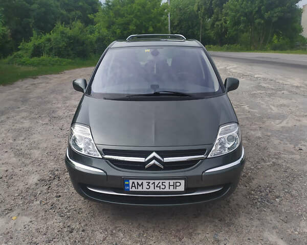 Сірий Сітроен С8, об'ємом двигуна 2 л та пробігом 197 тис. км за 8800 $, фото 1 на Automoto.ua