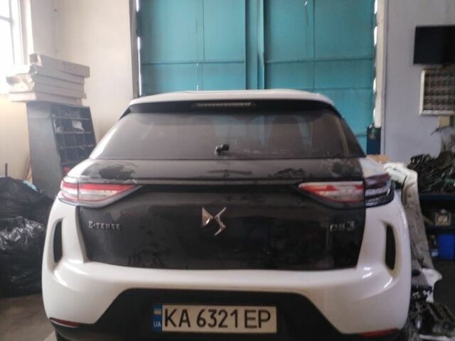 Белый Ситроен ДС3, объемом двигателя 1.2 л и пробегом 41 тыс. км за 5900 $, фото 1 на Automoto.ua