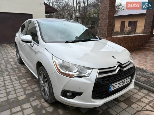Білий Сітроен ДС4, об'ємом двигуна 1.6 л та пробігом 255 тис. км за 7250 $, фото 1 на Automoto.ua