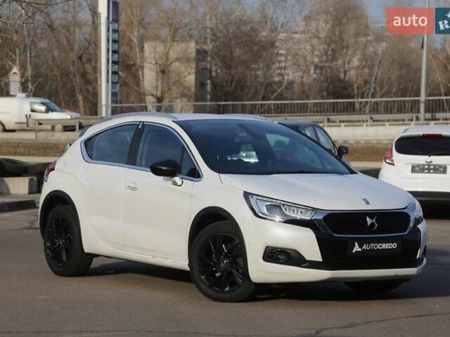 Білий Сітроен ДС4, об'ємом двигуна 2 л та пробігом 76 тис. км за 18000 $, фото 1 на Automoto.ua