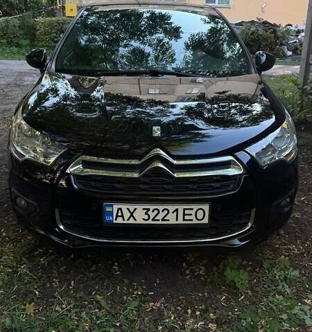 Чорний Сітроен ДС4, об'ємом двигуна 1.56 л та пробігом 290 тис. км за 5800 $, фото 1 на Automoto.ua