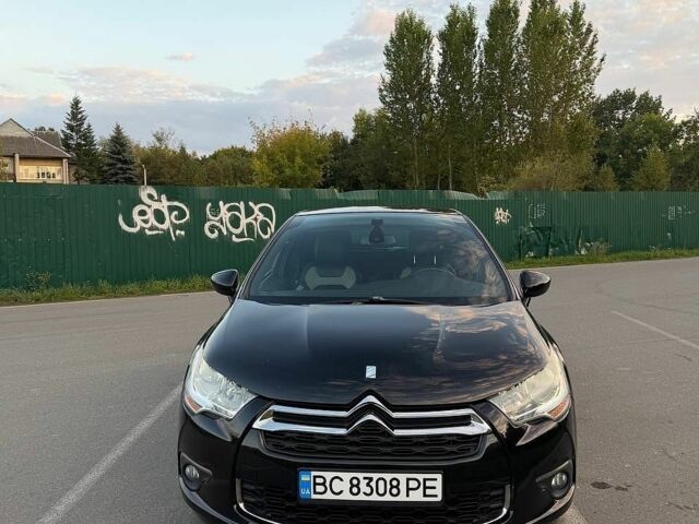 Чорний Сітроен ДС4, об'ємом двигуна 1.6 л та пробігом 101 тис. км за 8600 $, фото 1 на Automoto.ua