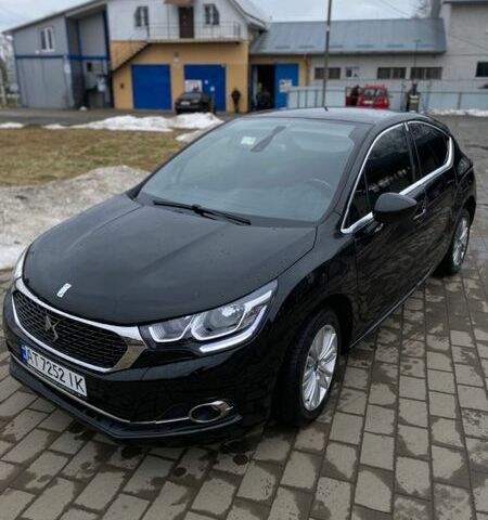 Черный Ситроен ДС4, объемом двигателя 1.56 л и пробегом 126 тыс. км за 11000 $, фото 1 на Automoto.ua