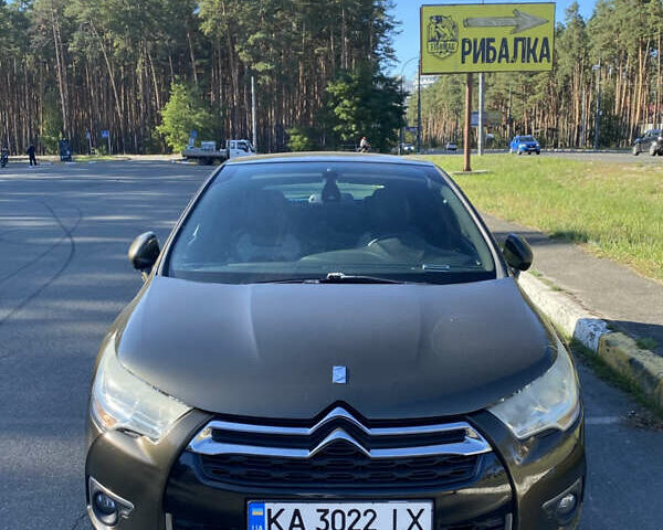 Коричневий Сітроен ДС4, об'ємом двигуна 1.6 л та пробігом 153 тис. км за 9000 $, фото 1 на Automoto.ua