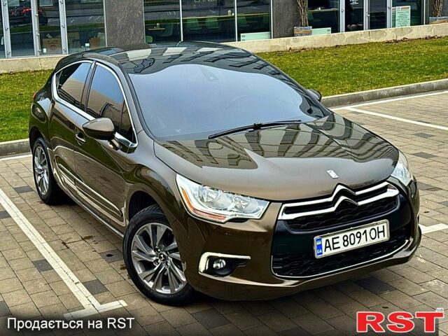 Коричневый Ситроен ДС4, объемом двигателя 1.6 л и пробегом 117 тыс. км за 7500 $, фото 1 на Automoto.ua