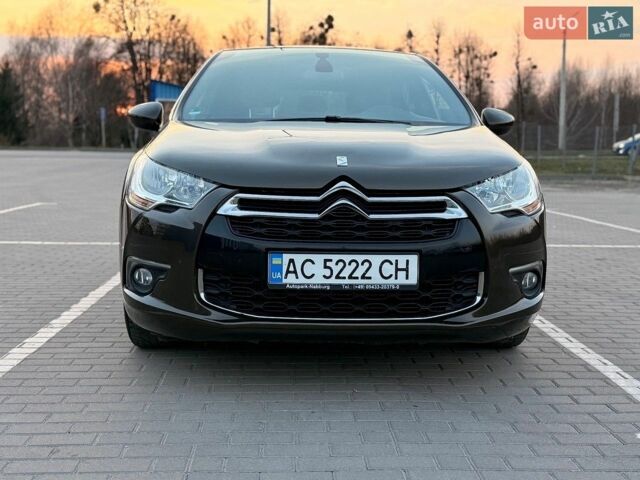 Коричневый Ситроен ДС4, объемом двигателя 1.6 л и пробегом 163 тыс. км за 11292 $, фото 1 на Automoto.ua