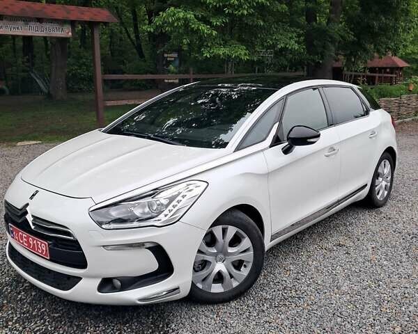 Білий Сітроен ДС5, об'ємом двигуна 2 л та пробігом 235 тис. км за 9600 $, фото 1 на Automoto.ua