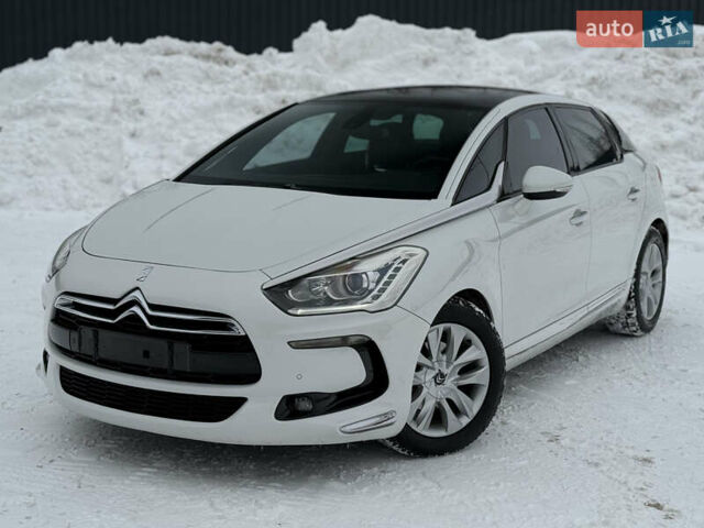 Білий Сітроен ДС5, об'ємом двигуна 1.6 л та пробігом 155 тис. км за 10900 $, фото 1 на Automoto.ua