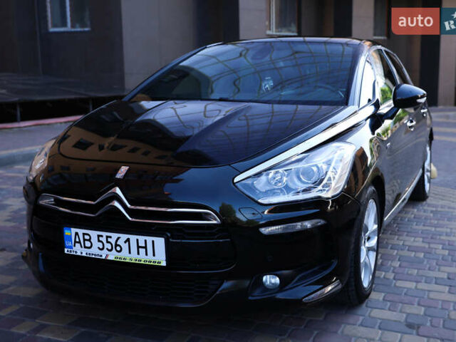 Черный Ситроен ДС5, объемом двигателя 2 л и пробегом 195 тыс. км за 11700 $, фото 1 на Automoto.ua