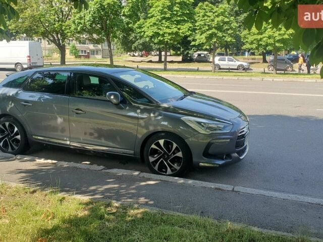Сірий Сітроен ДС5, об'ємом двигуна 1.6 л та пробігом 147 тис. км за 9900 $, фото 1 на Automoto.ua