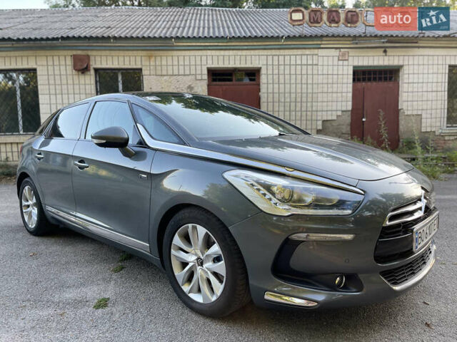 Серый Ситроен ДС5, объемом двигателя 2 л и пробегом 278 тыс. км за 11000 $, фото 1 на Automoto.ua