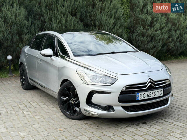 Серый Ситроен ДС5, объемом двигателя 2 л и пробегом 141 тыс. км за 11300 $, фото 1 на Automoto.ua